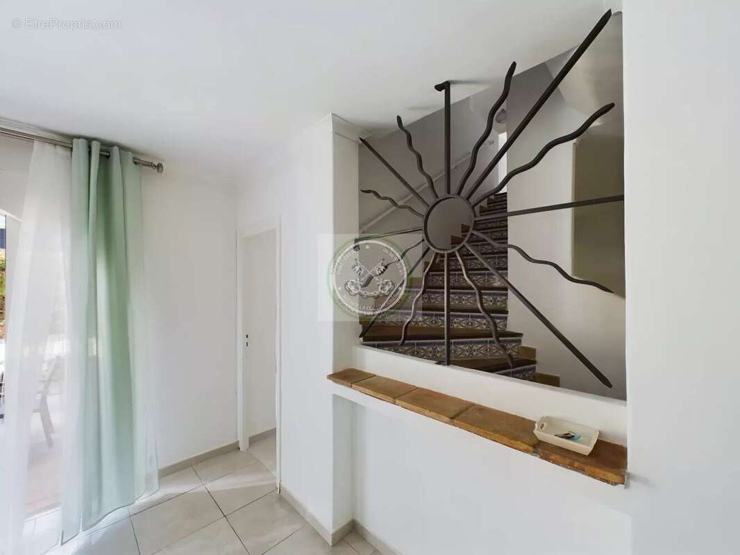 Maison à FREJUS