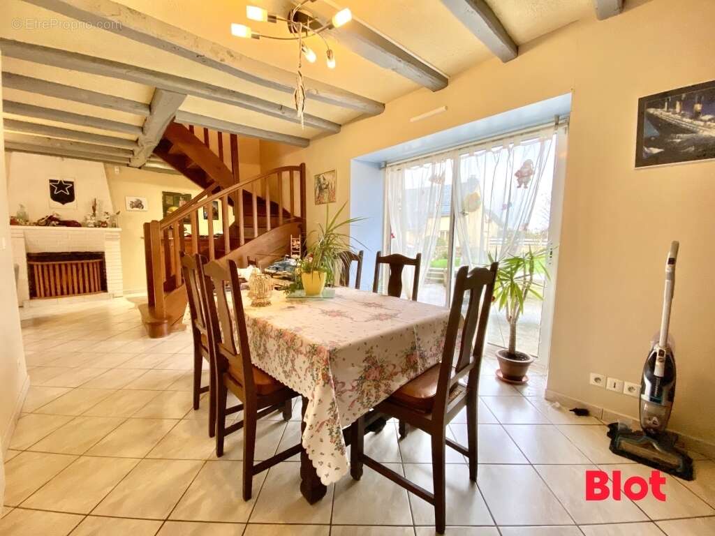 Maison à BOISGERVILLY