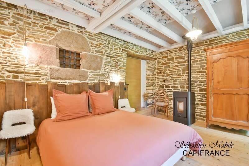Chambres d'hôtes et gîte à vendre en Bretagne 9 pièces SOUGEAL (35) en Baie du Mont Saint Michel - Terrrain de 2200 M² - photo 18