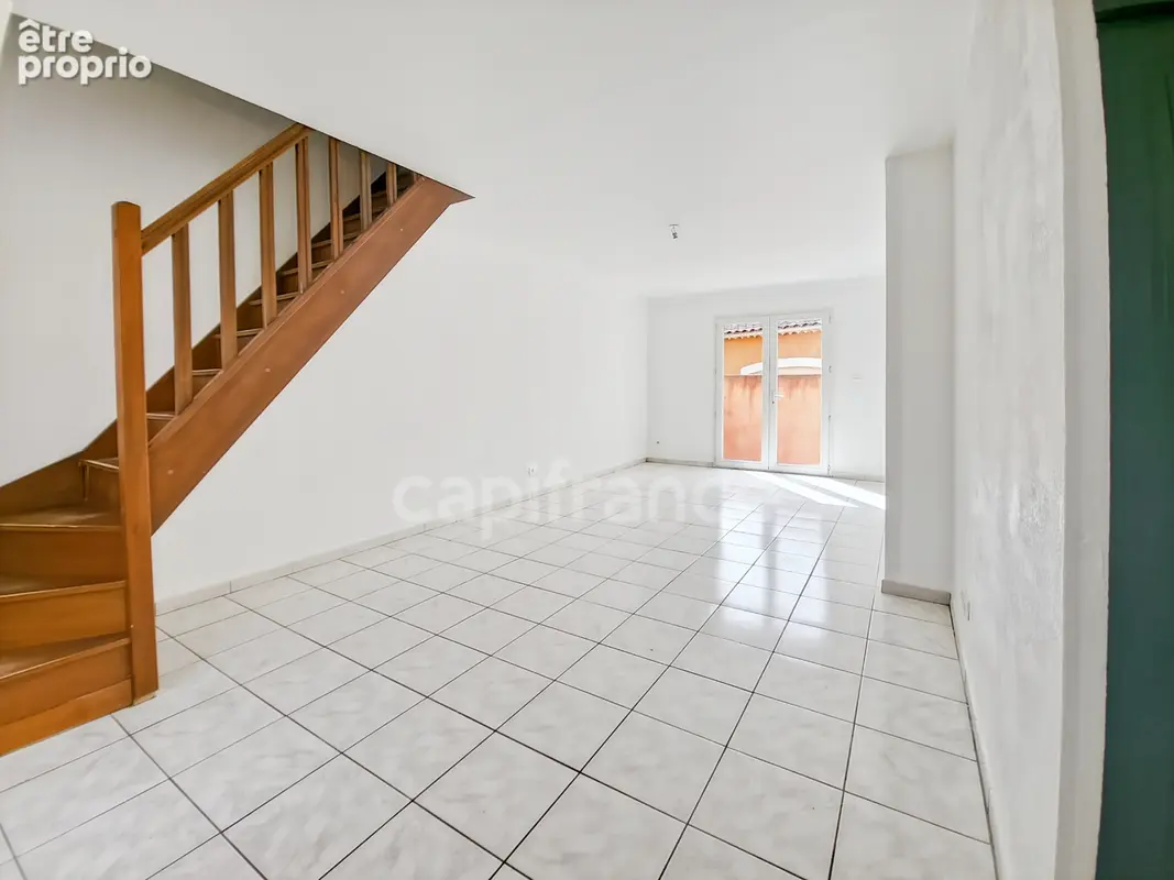 Maison à vendre 4 pièces 73 m3 jardin garage PUYVERT (84) - photo 3