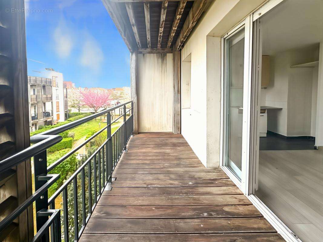 Appartement à LIEUSAINT