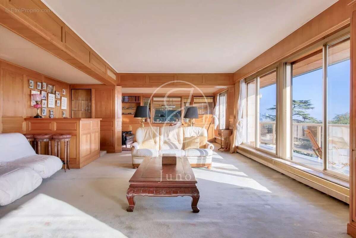 Appartement à SAINT-CLOUD