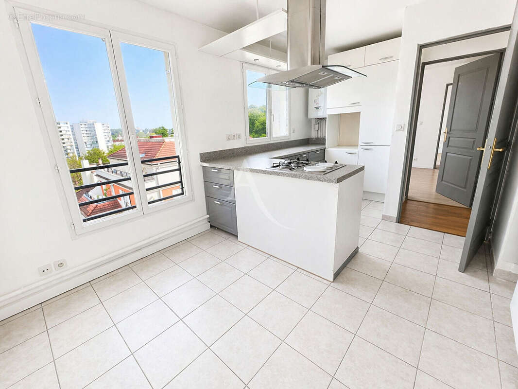 Appartement à CHAVILLE