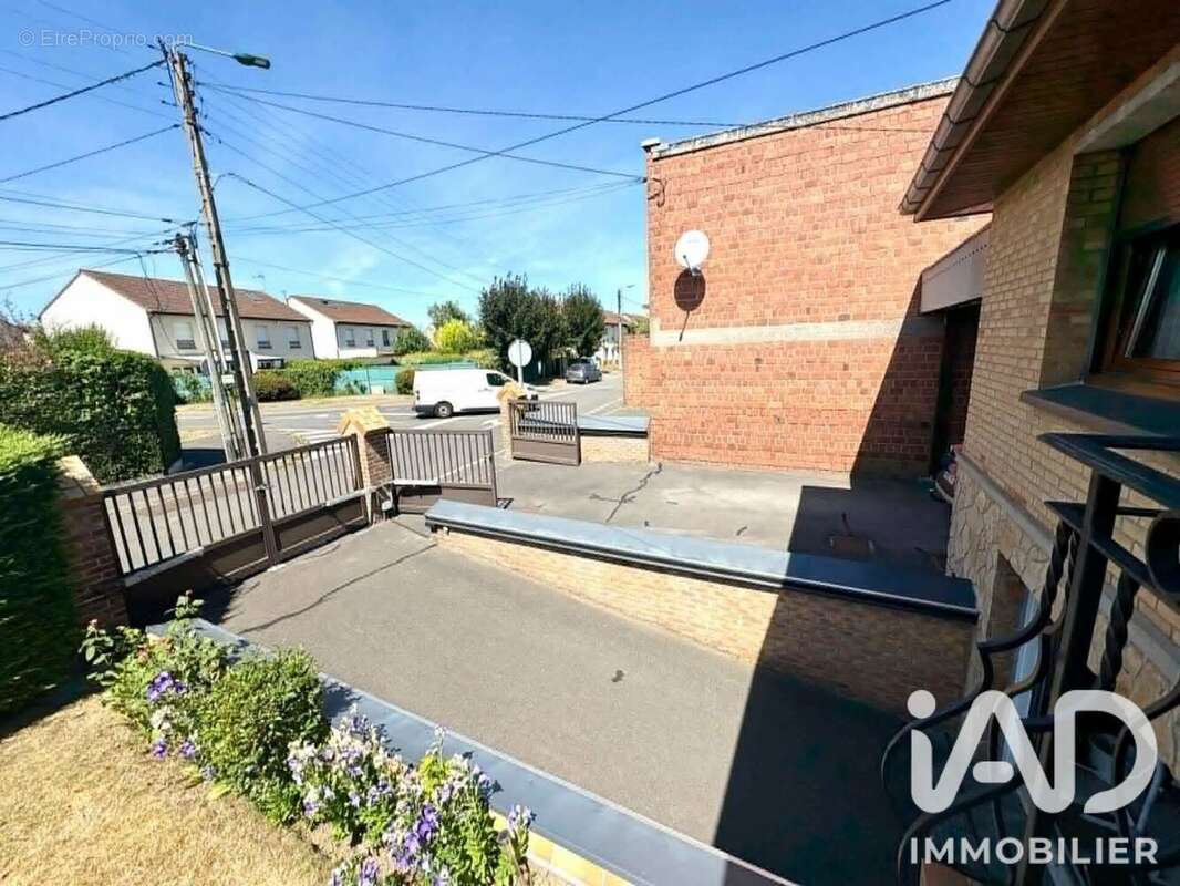 Maison 86 m² à Bauvin  - photo 6