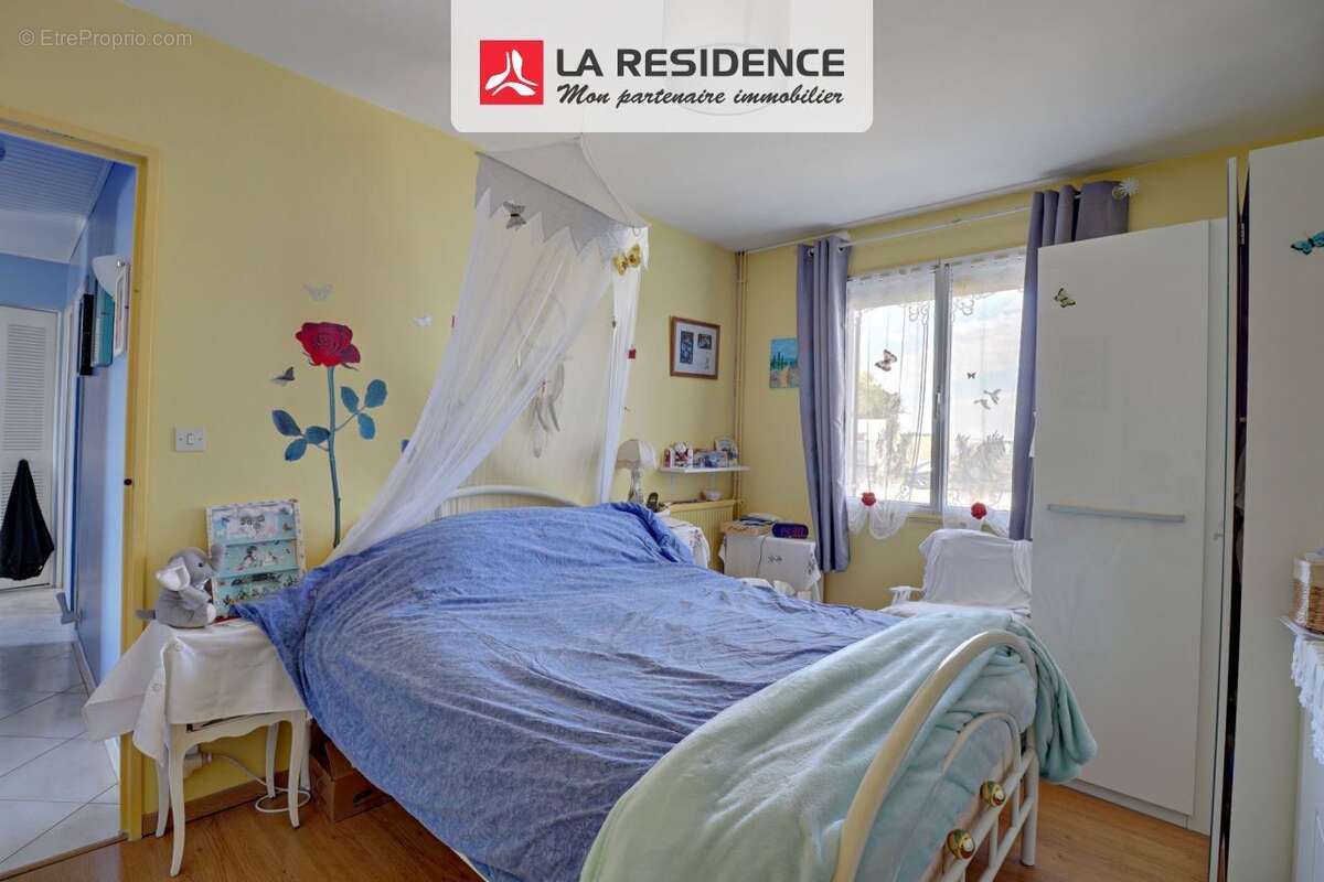 Maison à MOUFLAINES