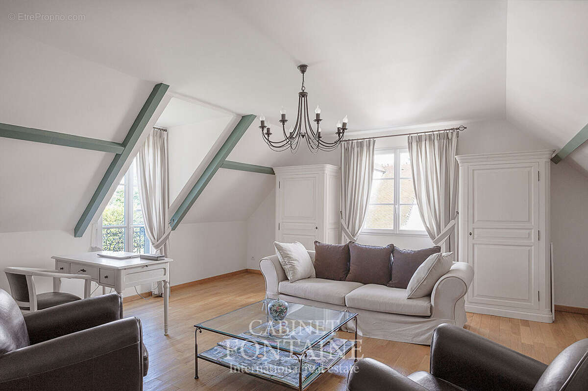 Maison à LAVERSINES