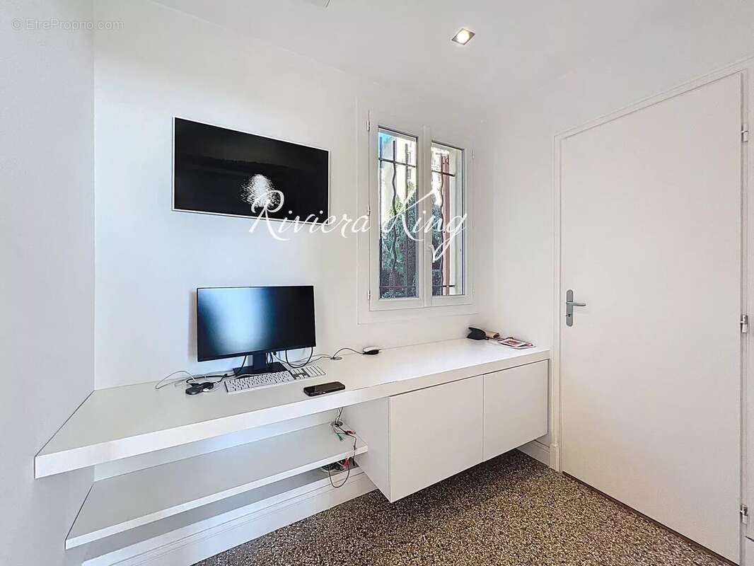 Appartement bourgeois T4 – Parc Louisa - Nice (06) - photo 9