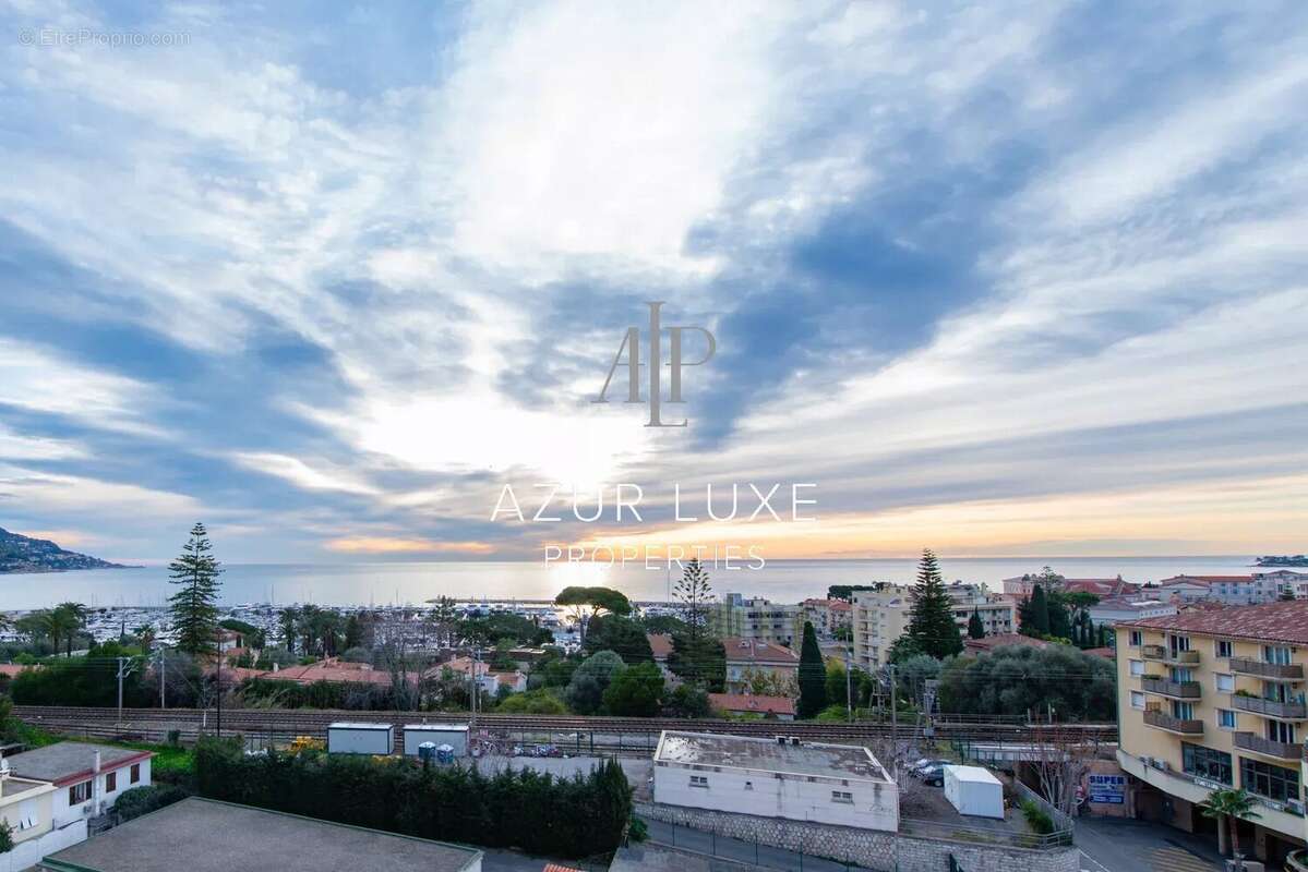 Appartement à BEAULIEU-SUR-MER