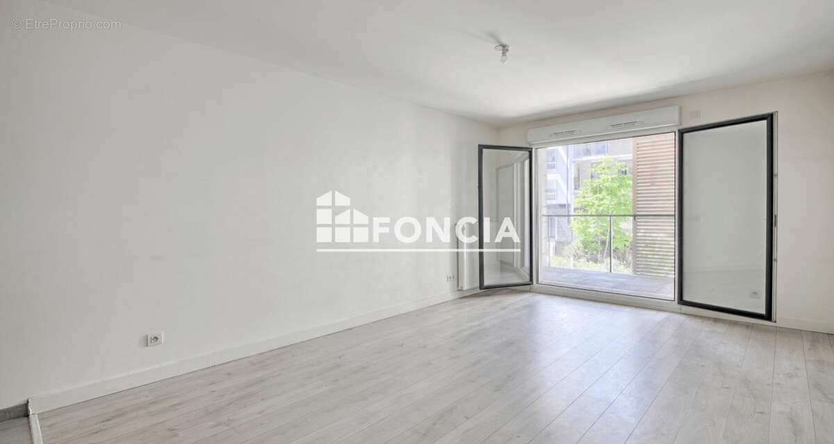EXCLUSIVITE FONCIA ! Appartement 3P, balcons, avec cave et parking - photo 3