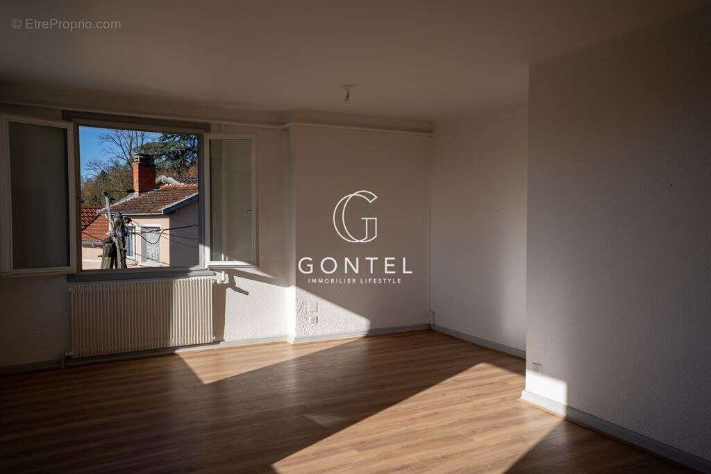 Appartement à TREVOUX