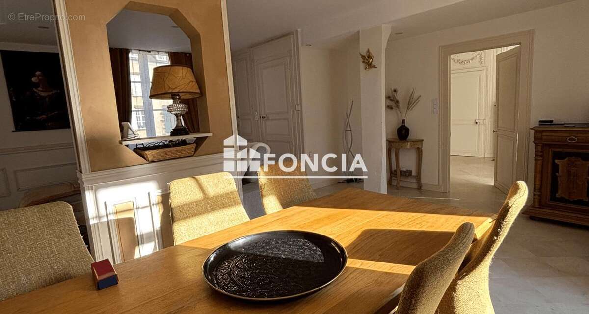 Maison à FRESNAY-SUR-SARTHE