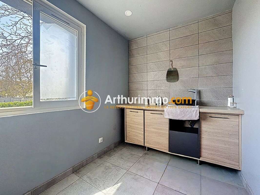 Maison à VILLEFONTAINE