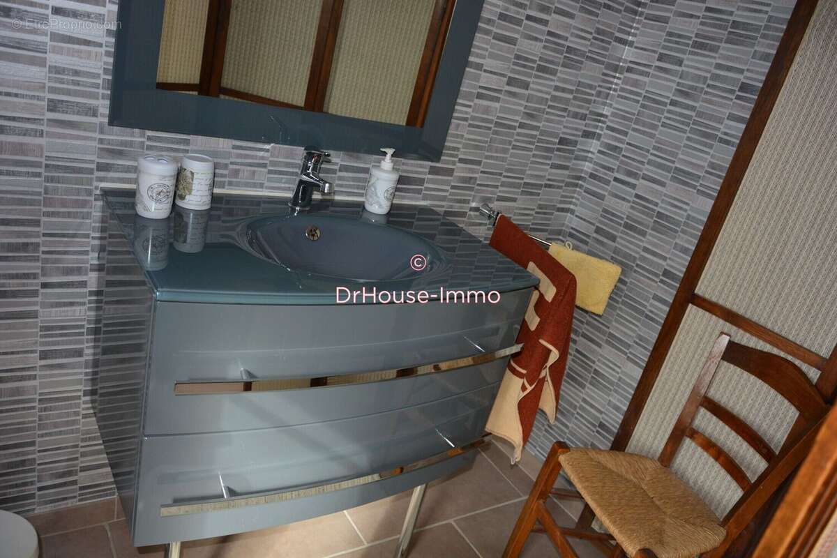 Maison à SAINT-JUNIEN