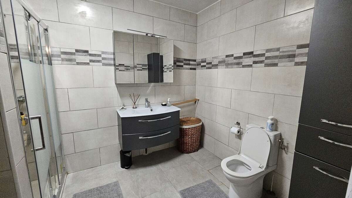 Maison à LALANDE-DE-POMEROL