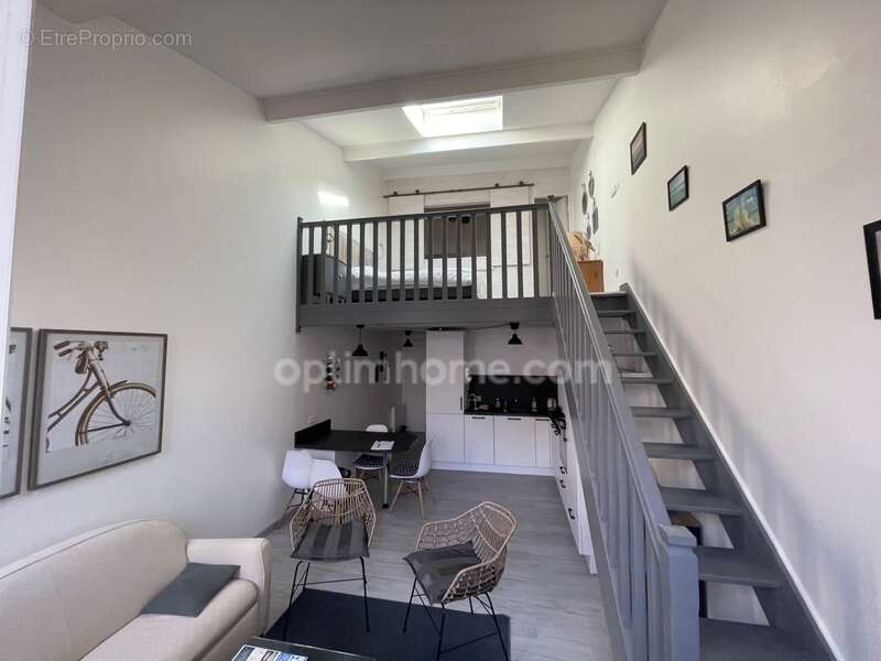 Appartement à SAINT-MARTIN-DE-RE