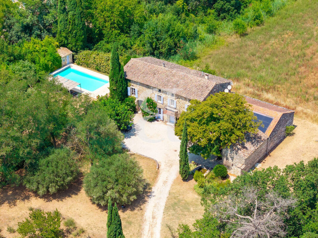 Maison à GRIGNAN
