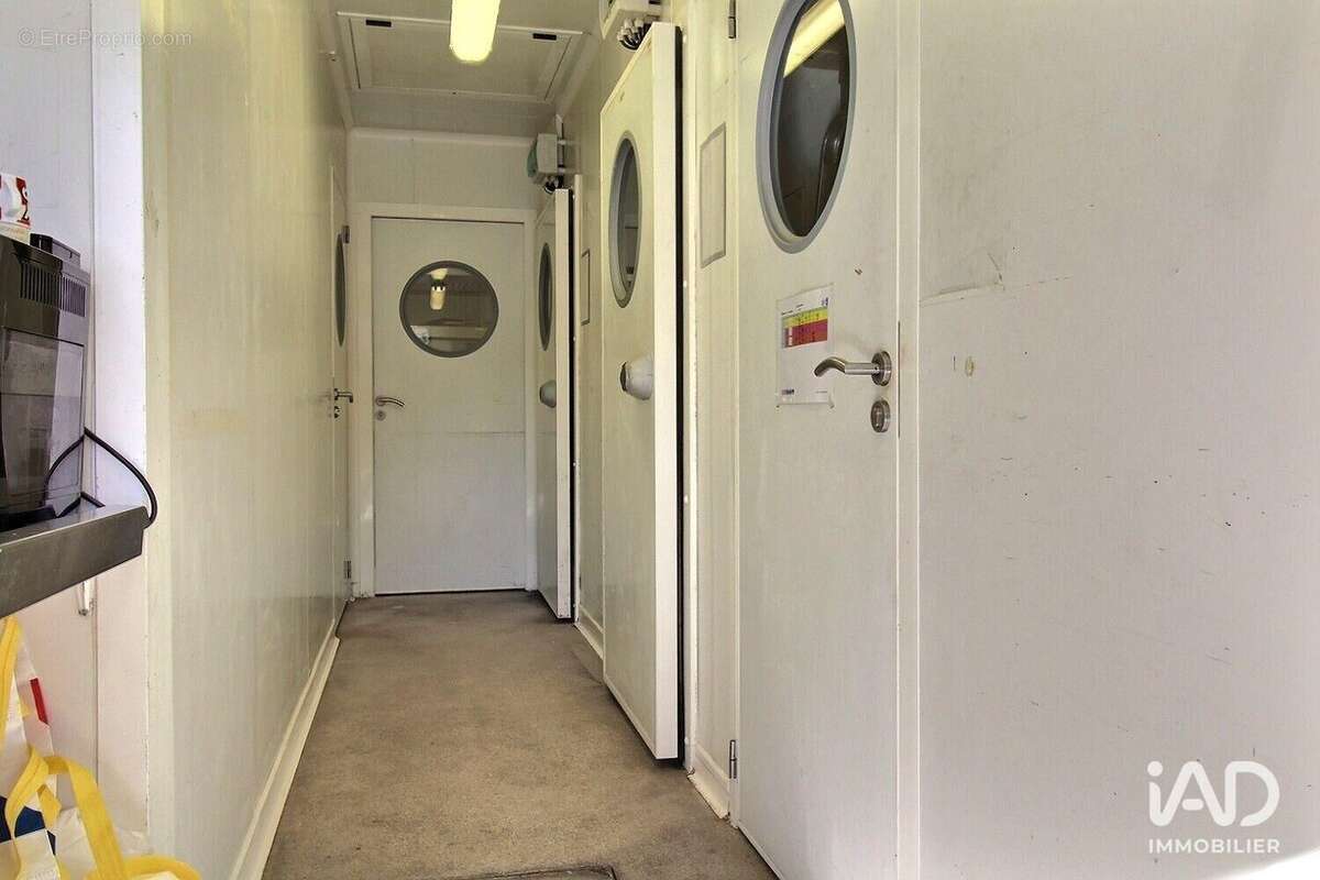 Photo 7 - Commerce à MIMET