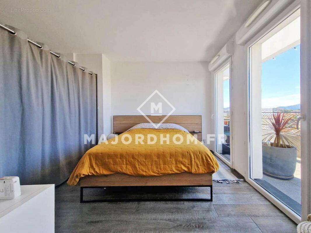 Vente Type 4 dernier étage terrasse de 35 m2 calme vue dégagée 13010 - photo 13
