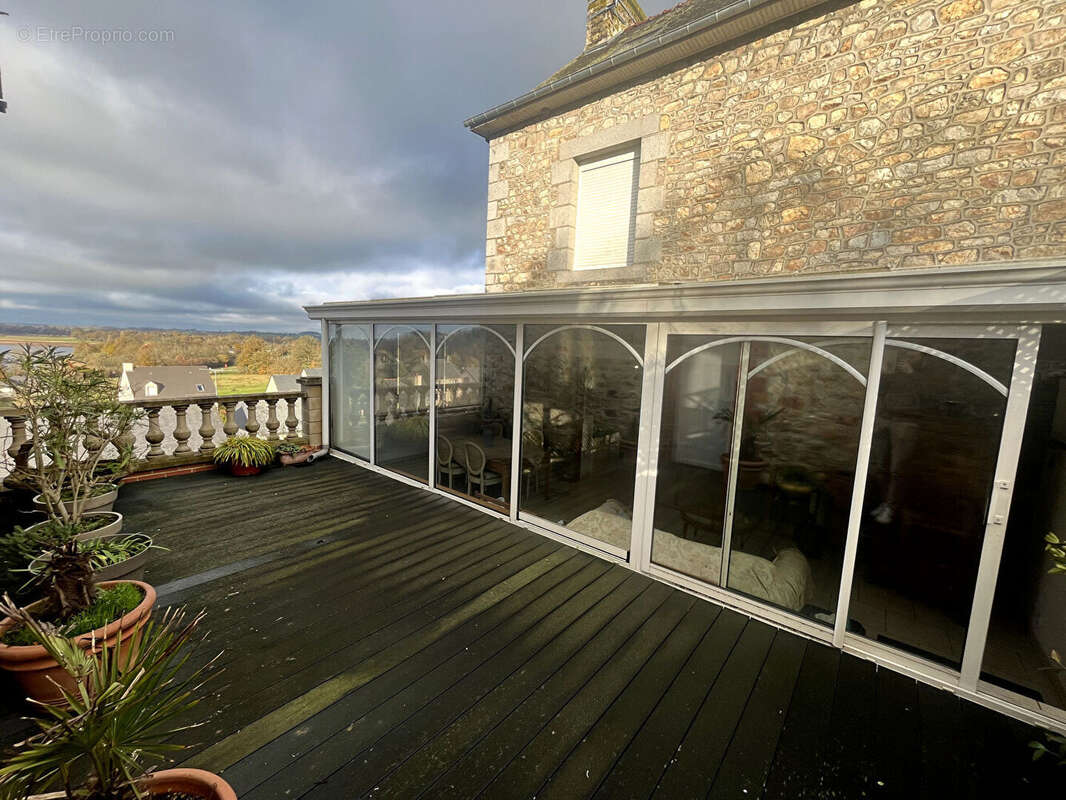 Maison à CHATILLON-EN-VENDELAIS