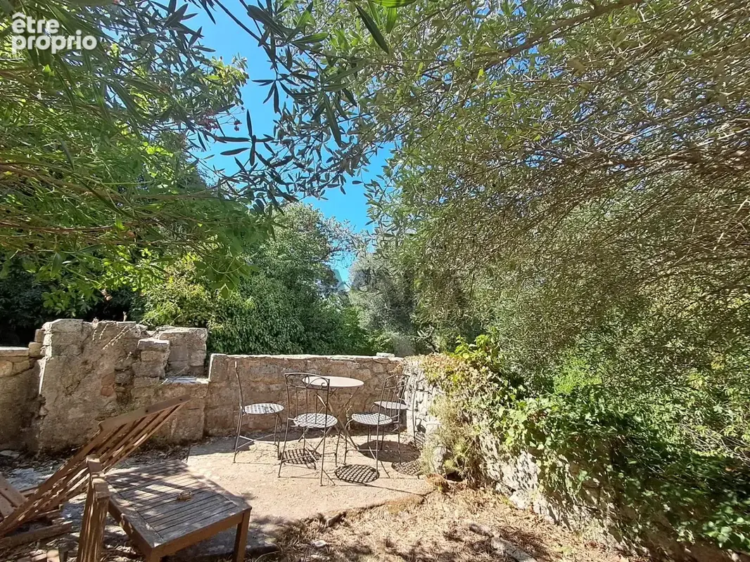 A vendre - maison de village avec terrasse et jardinet - sau - photo 1