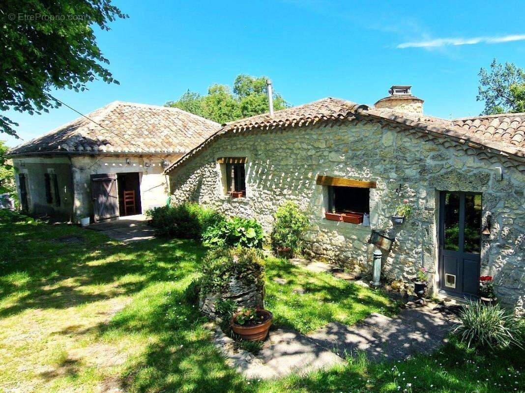 Maison à BOURG-DE-VISA