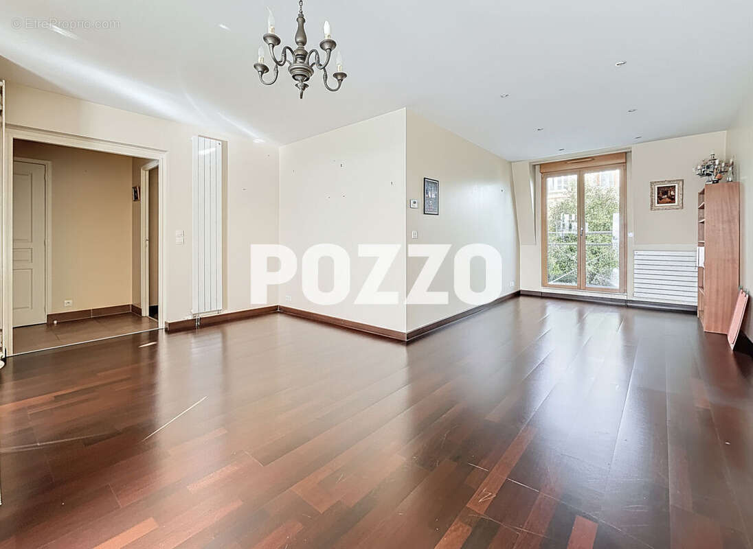 Appartement à SAINT-PAIR-SUR-MER