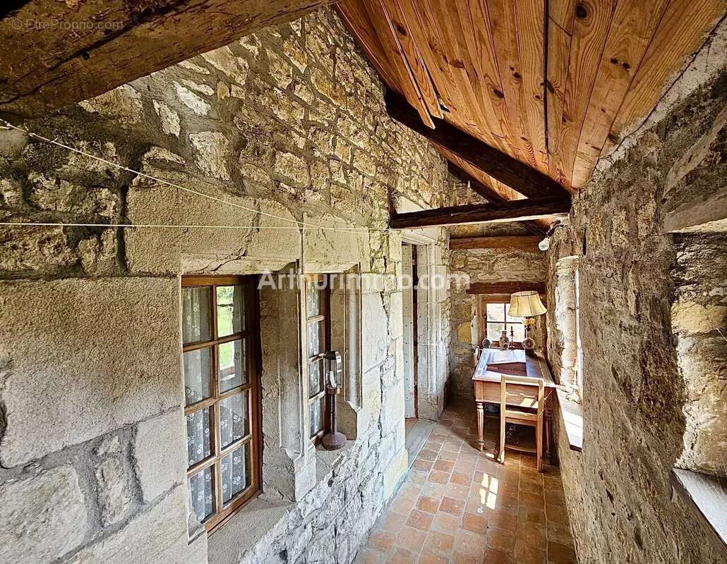 Appartement F7 / 8 - photo 10