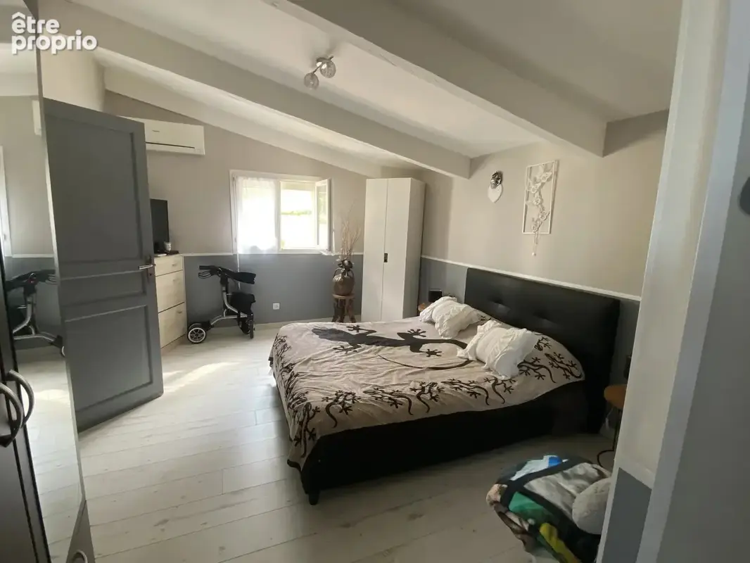 Propriété de charme avec studio, piscine couverte sur 5 000 m² de terrain - photo 9