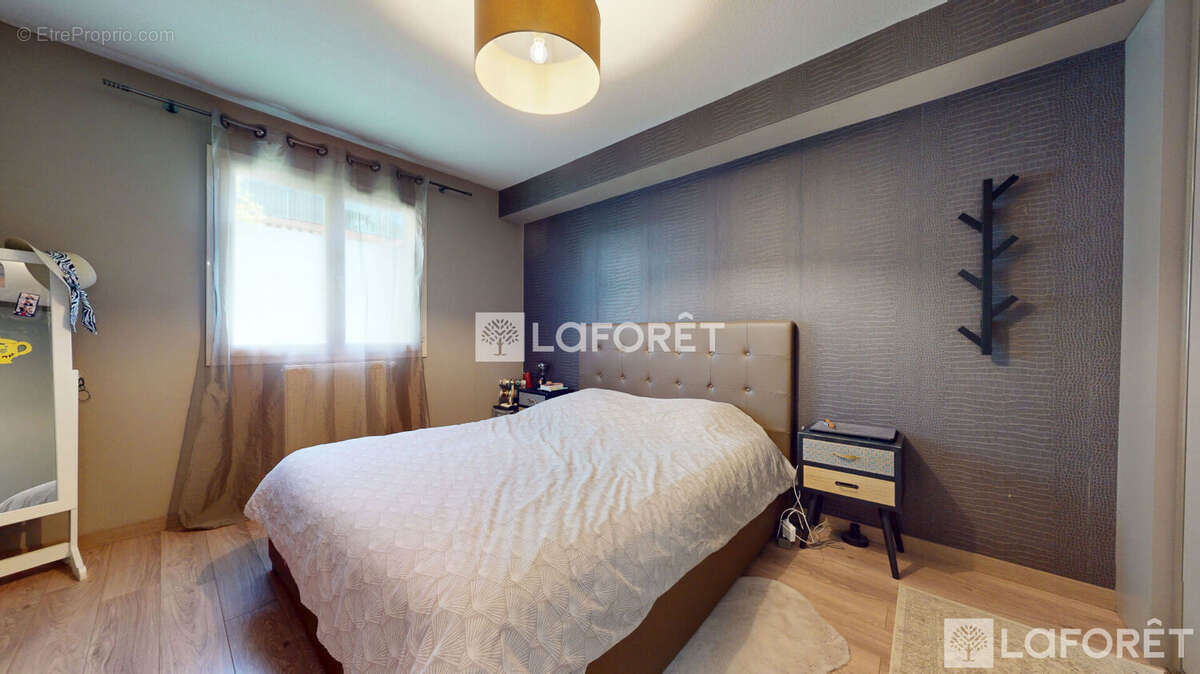 Appartement à JASSANS-RIOTTIER