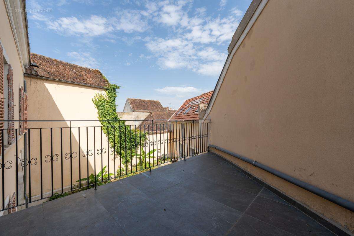 Maison 421 m² à Puiseaux  - photo 21