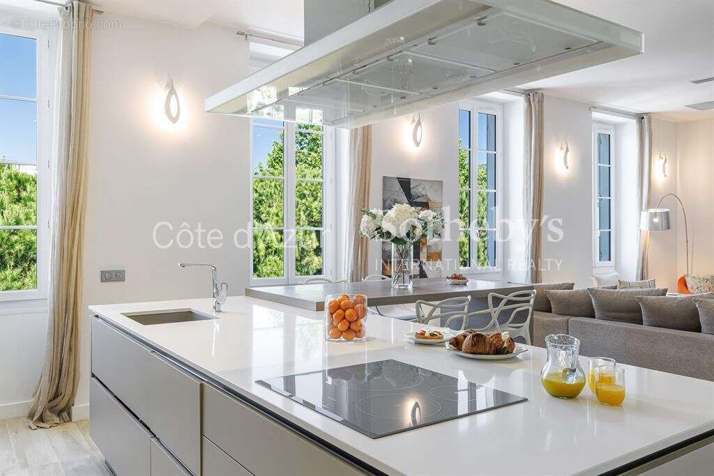 Nice Coulée Verte appartement de prestige avec volumes exceptionnels proche mer - photo 4