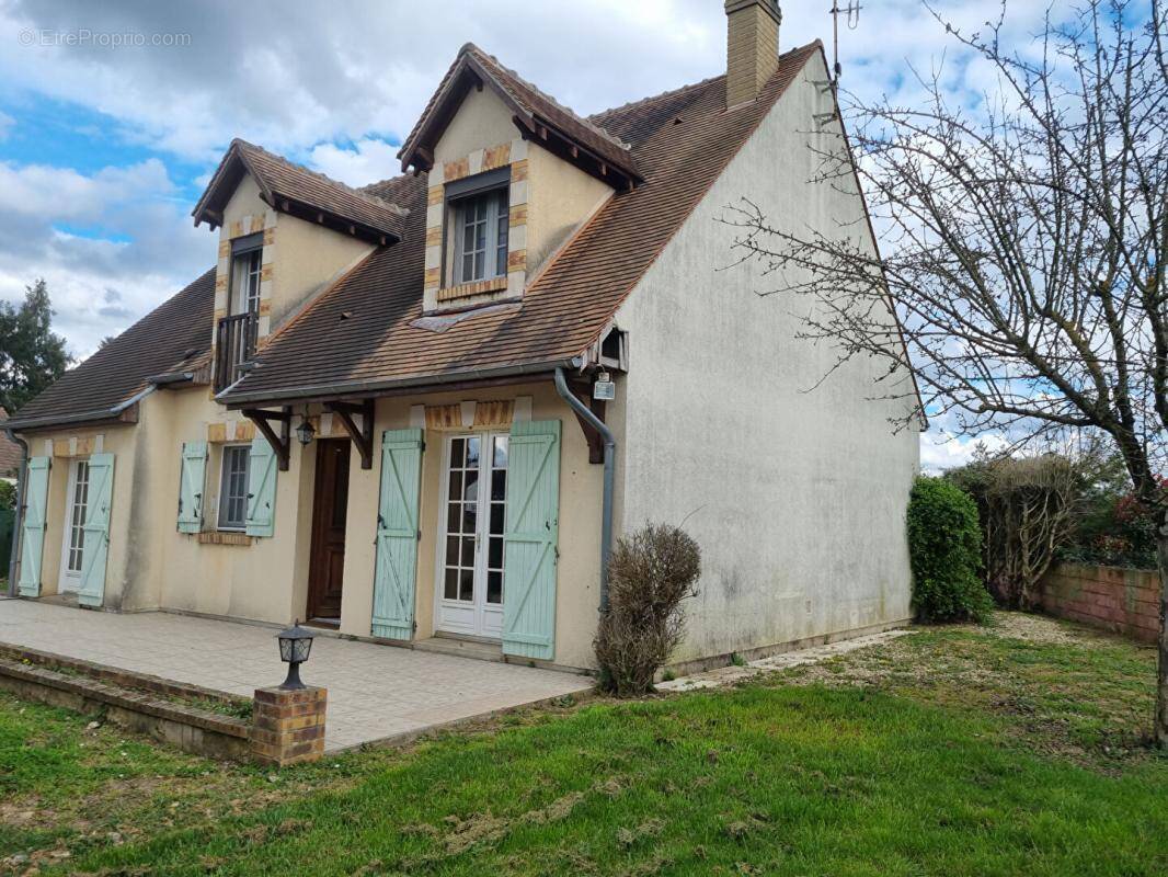 Maison à BONNEE
