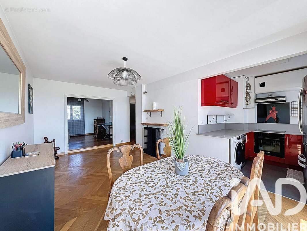 Photo 2 - Appartement à THIAIS