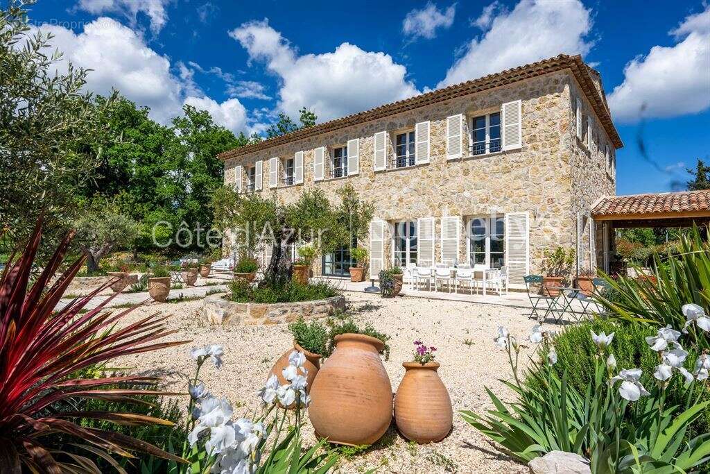 Bastide avec vue panoramique, proche du golf de Terre Blanche, Tourrettes, Provence - photo 8