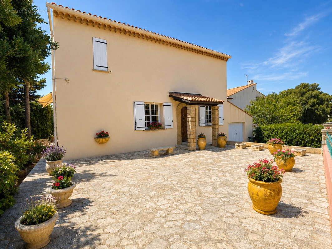 Maison familiale avec piscine - à 400 m de la mer - Carry le Rouet - photo 3