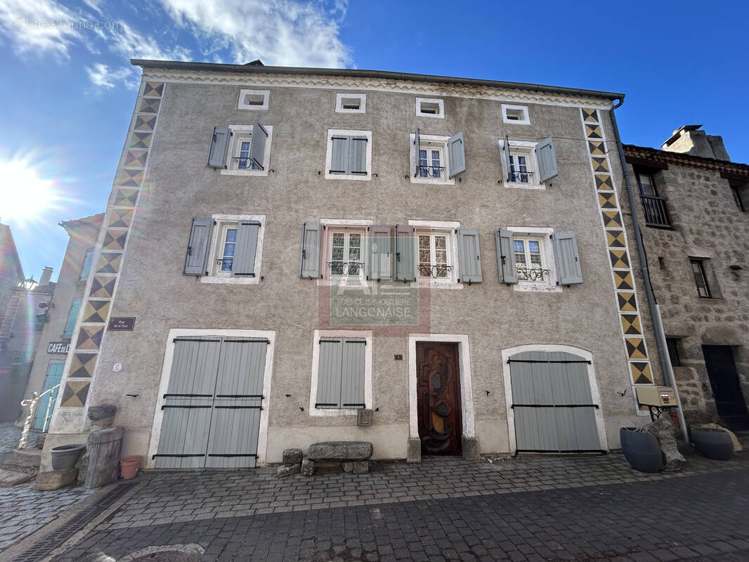 Maison à CHATEAUNEUF-DE-RANDON
