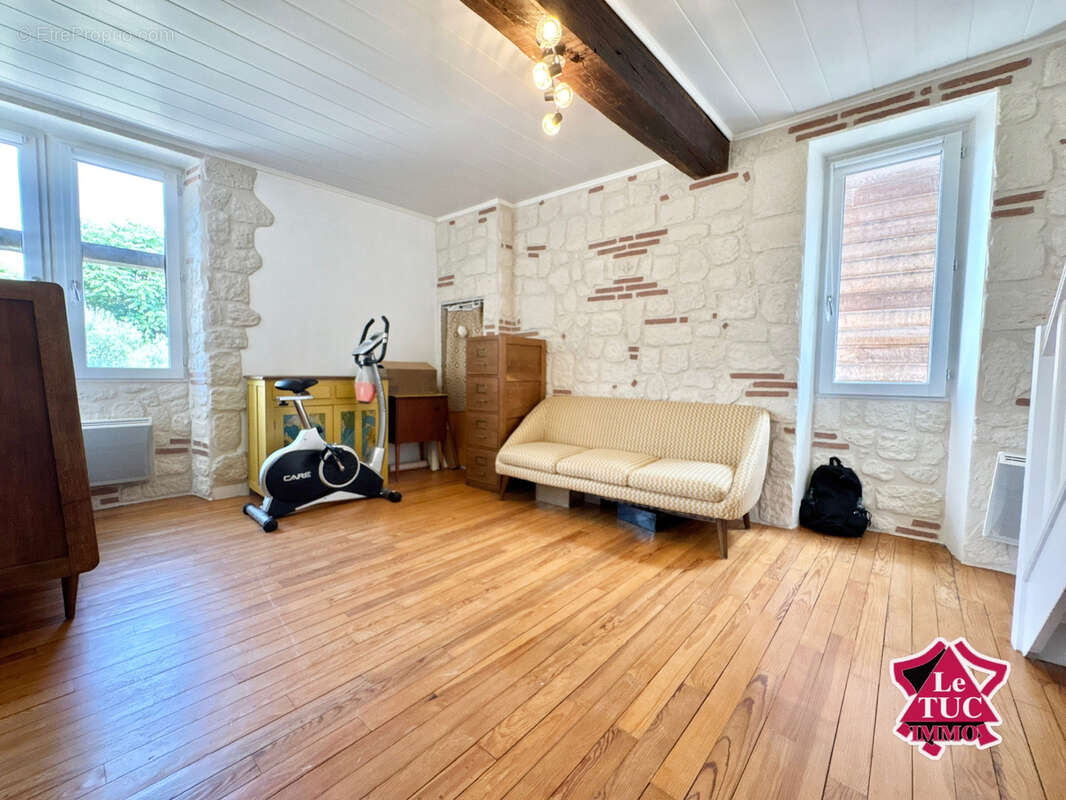 Maison à PENNE-D&#039;AGENAIS