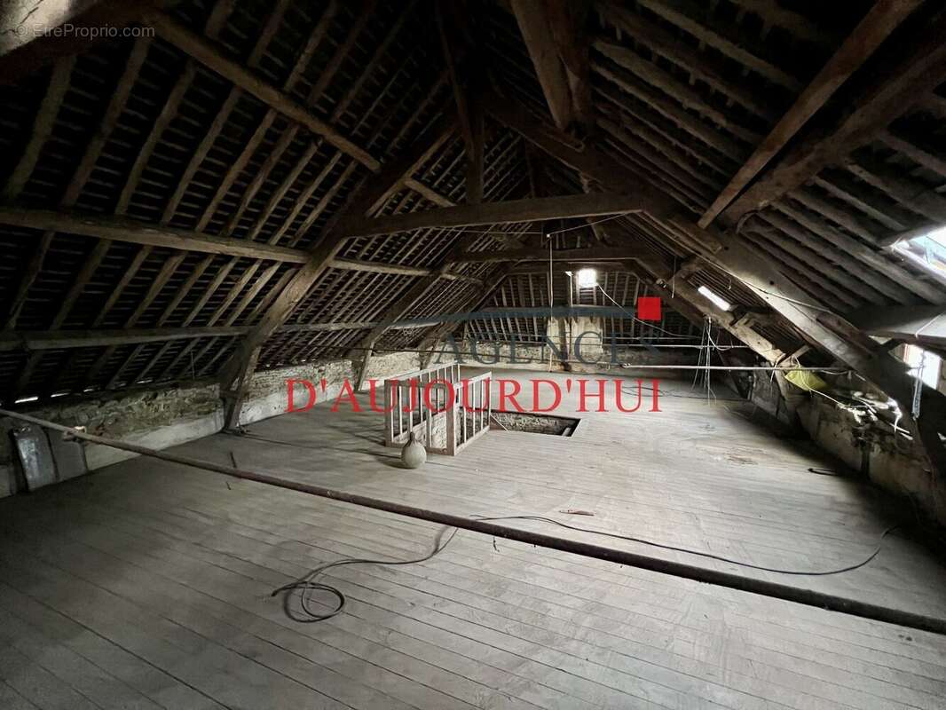 Maison à VILLERS-BOCAGE