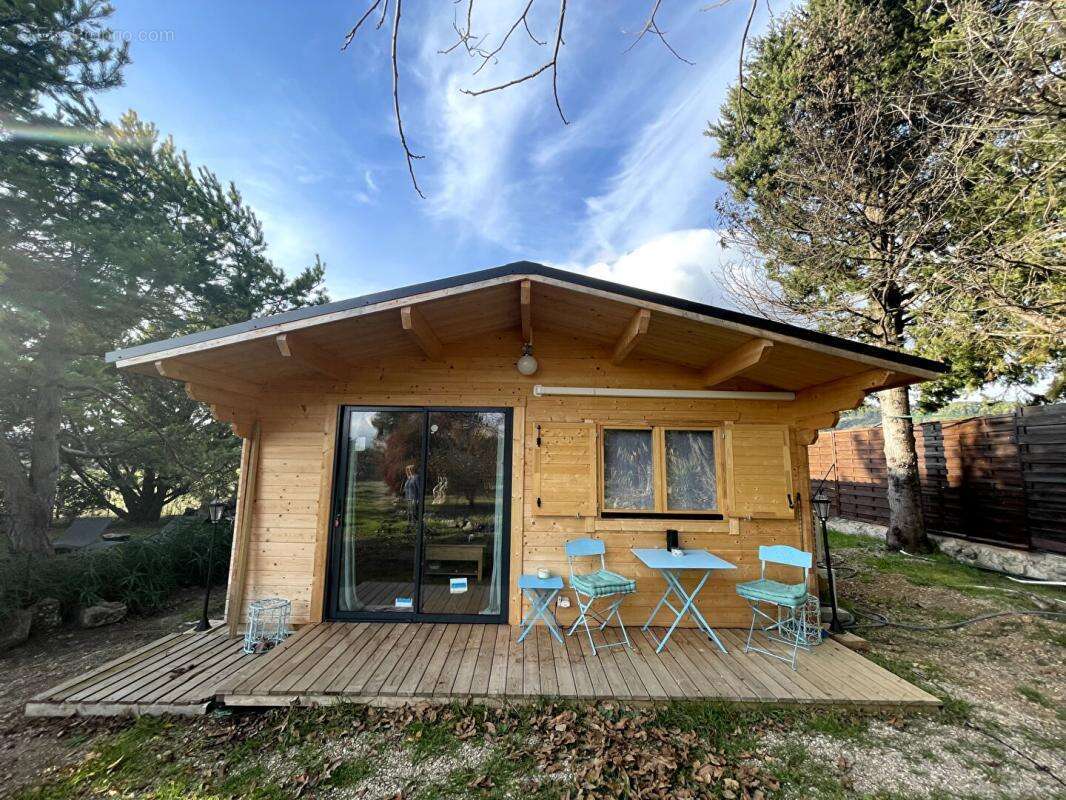 Maison à MONTAUROUX