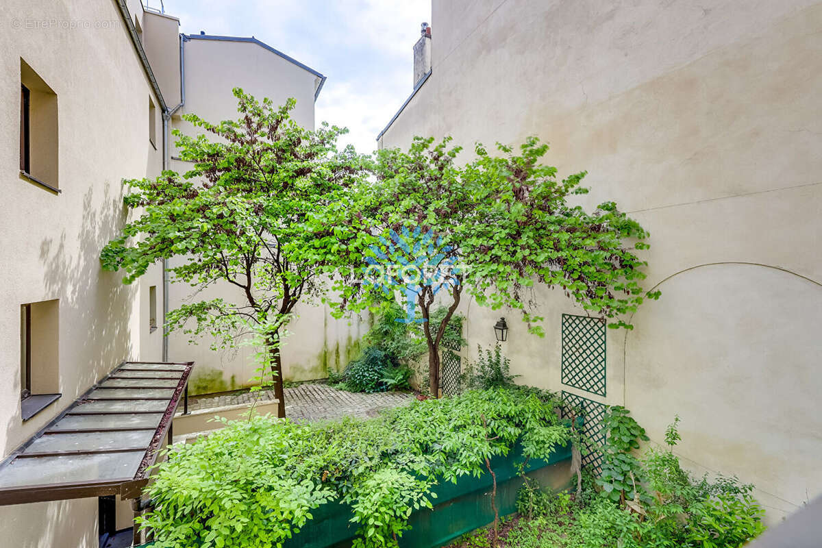 Appartement à PARIS-20E