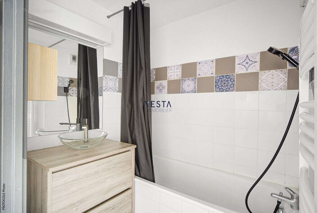 Appartement à FONBEAUZARD
