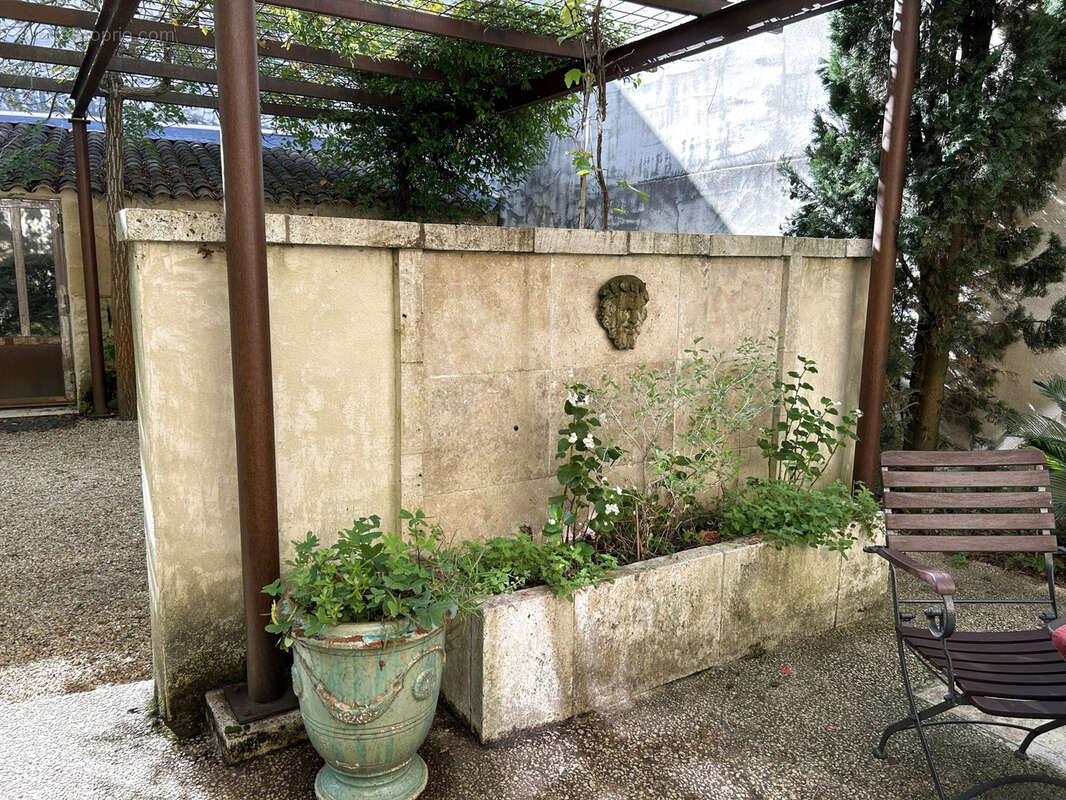 Maison à SAINT-QUENTIN-LA-POTERIE