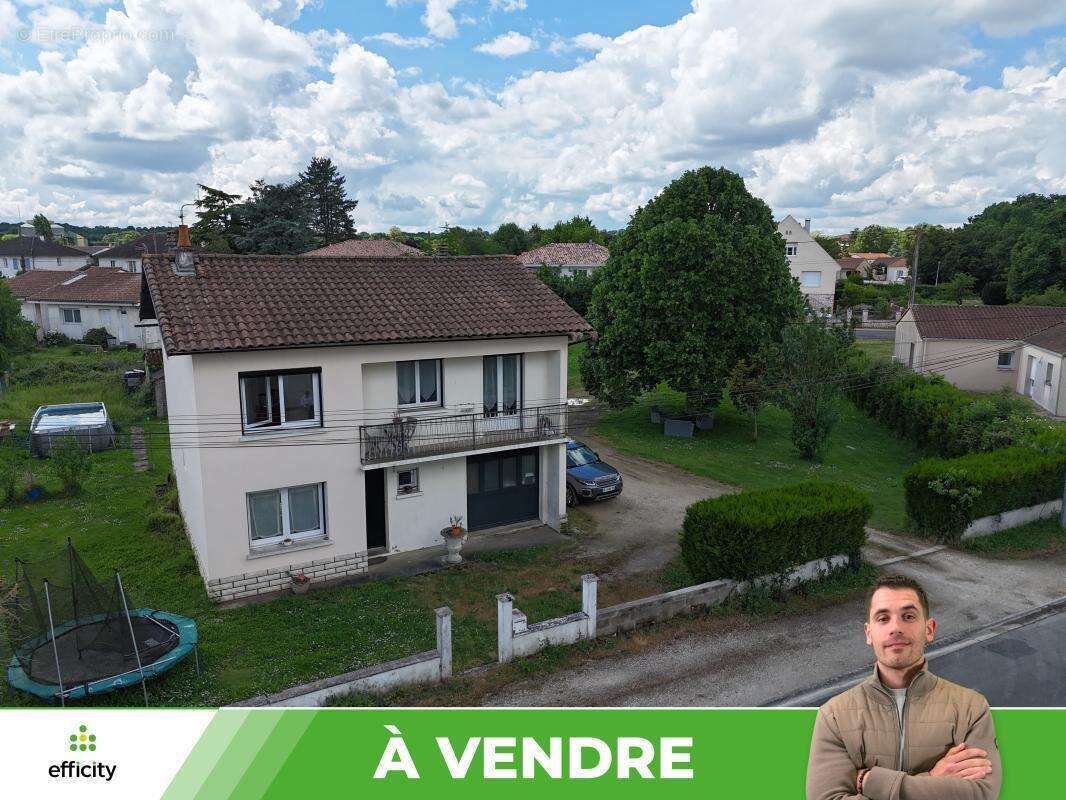 Maison à LEZAY