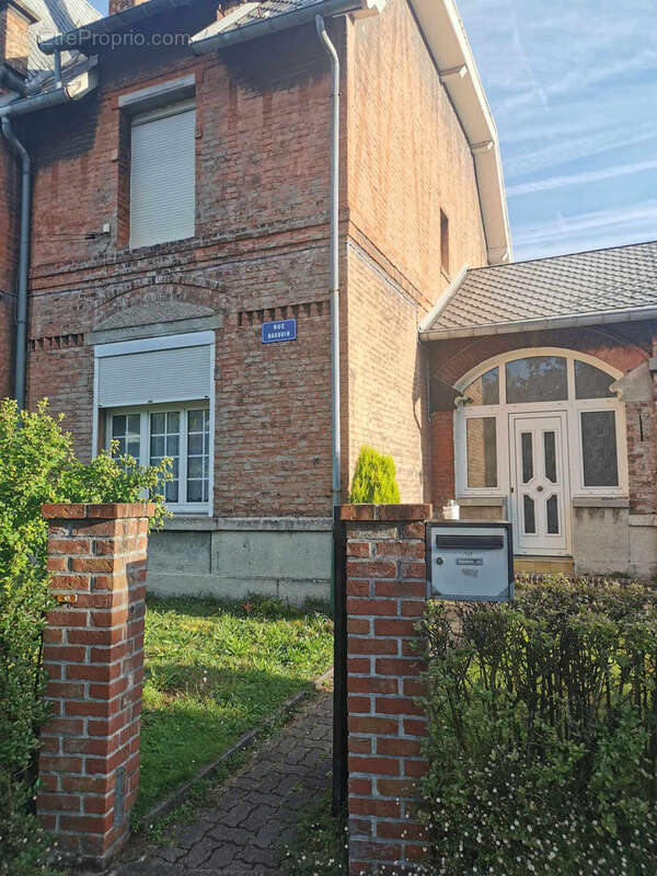 Maison à AUBY