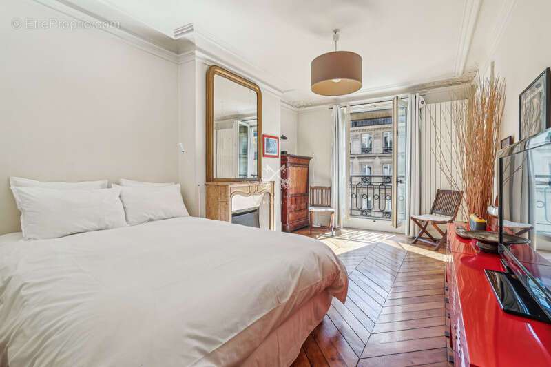 Appartement à PARIS-4E