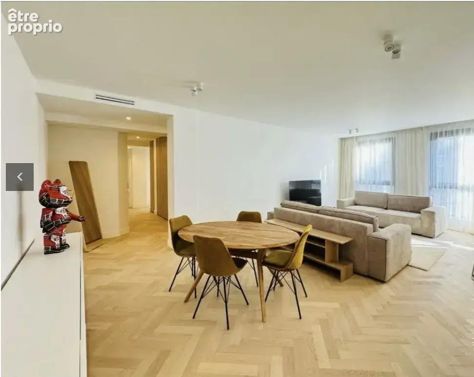 Trocadéro - 120 m2 - 3 chambres - parking inclus - refait à neuf - clim - 4e étage. - photo 4