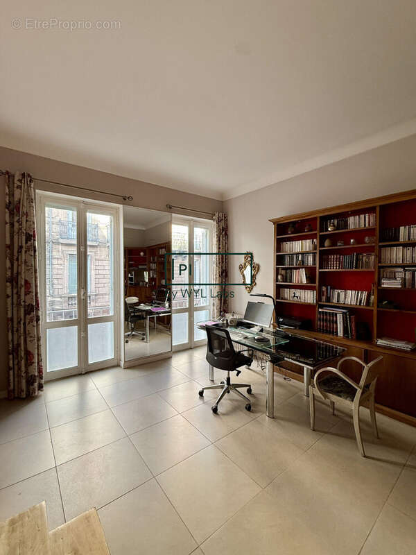 Maison 250 m² à Toulouse  - photo 7