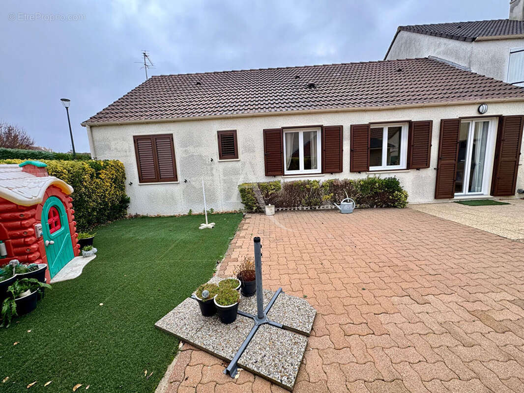 Maison à CONFLANS-SAINTE-HONORINE