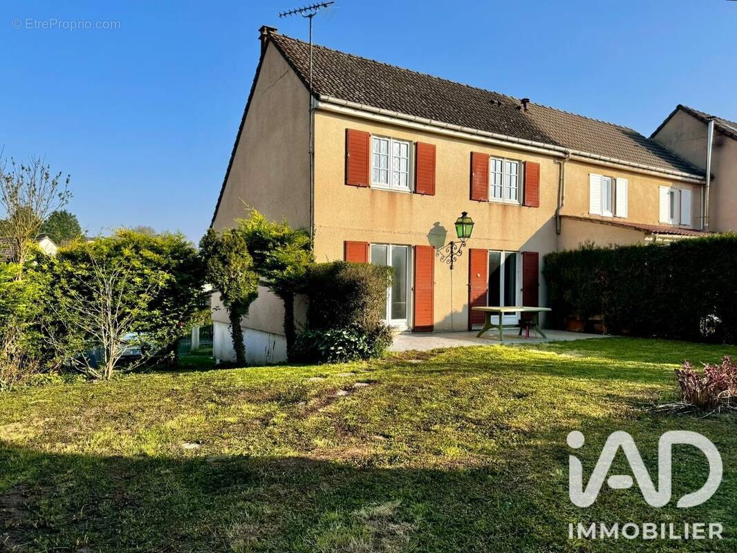Photo 1 - Maison à BEAUVAIS