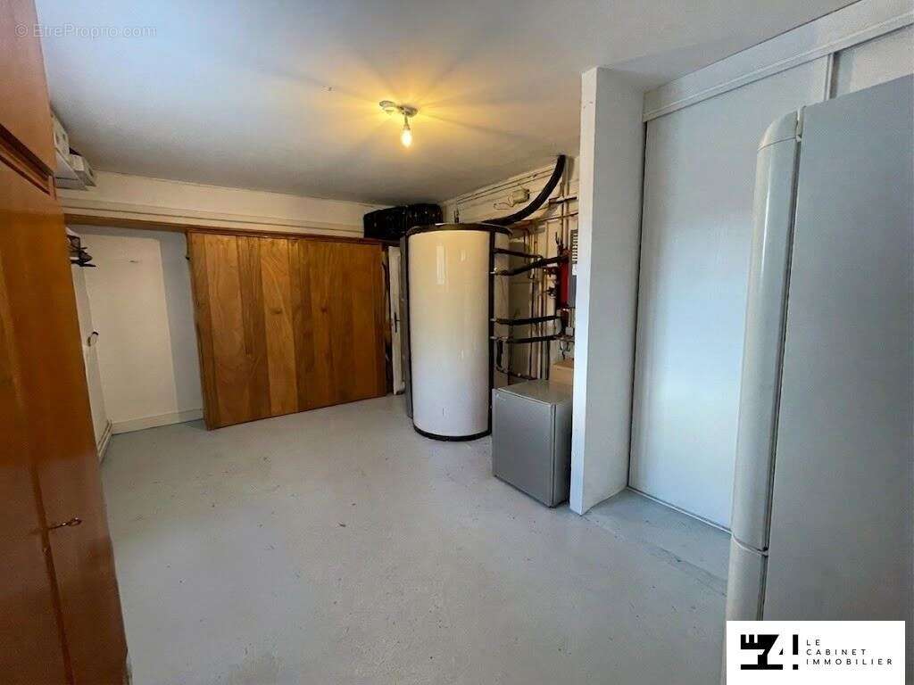 Maison 214 m² à Mondavezan  - photo 5
